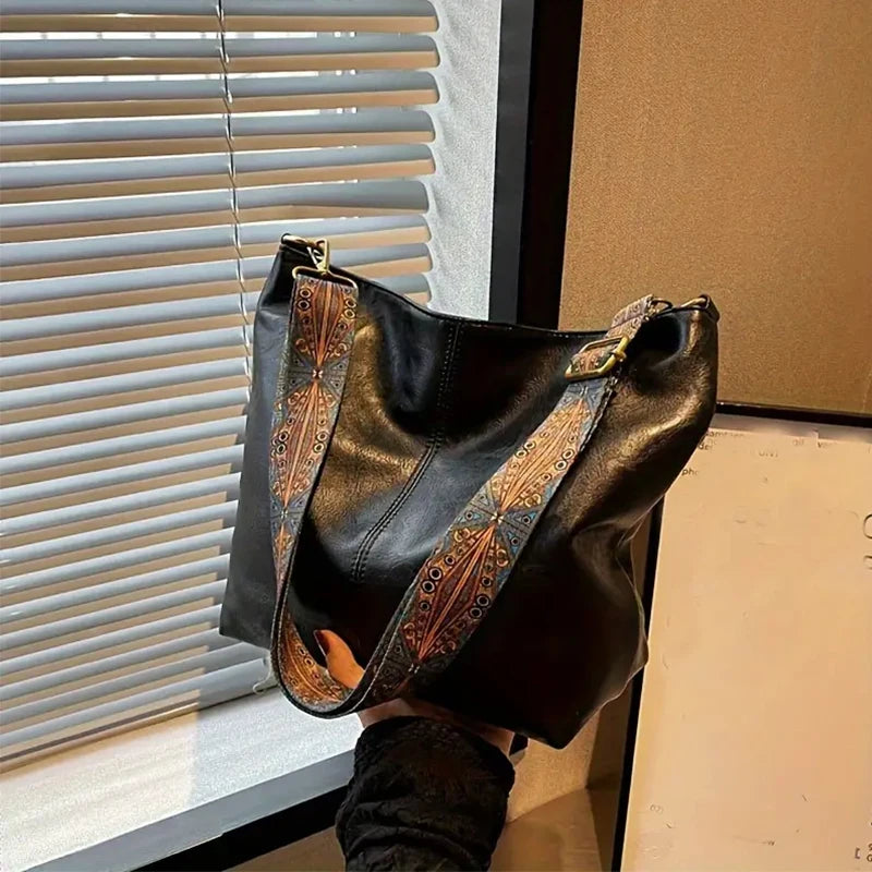 Casual Versatile Shoulder Bag