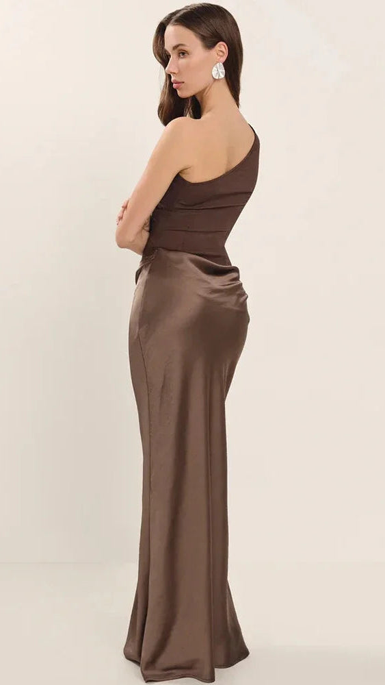 Asymmetric Shoulder Maxi Dress