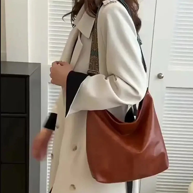 Casual Versatile Shoulder Bag