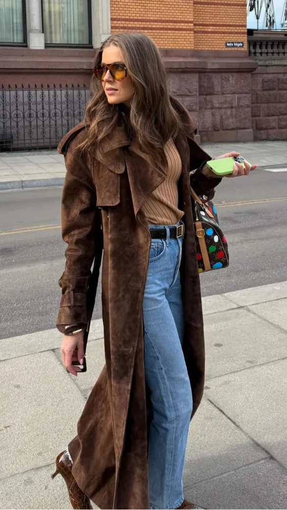 Urban Brown Elegance