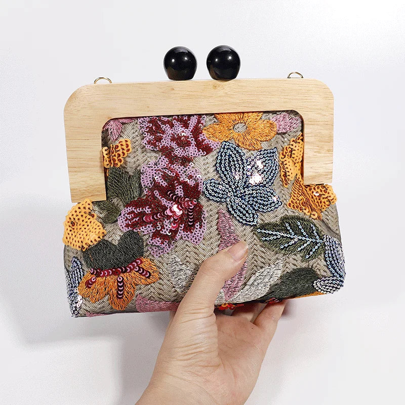 Sequins Embroidery Clutch Bag